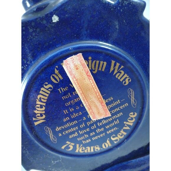 Vintage 1973 Ezra Brooks VFW Hand Decorated 24kt Gold Decanter - Picture 4 of 16